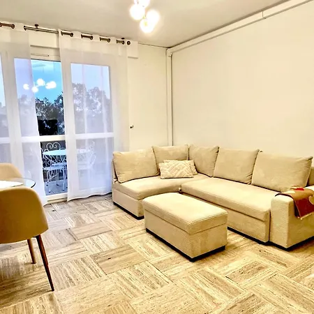 Charming Flat Close To 아파트 칸느