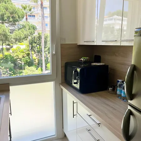 Charming Flat Close To 아파트 *
